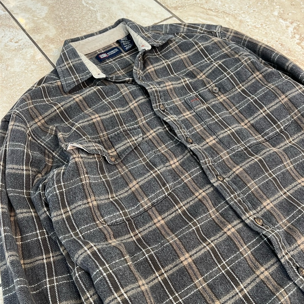 Faded glory button up shirt brand new condition